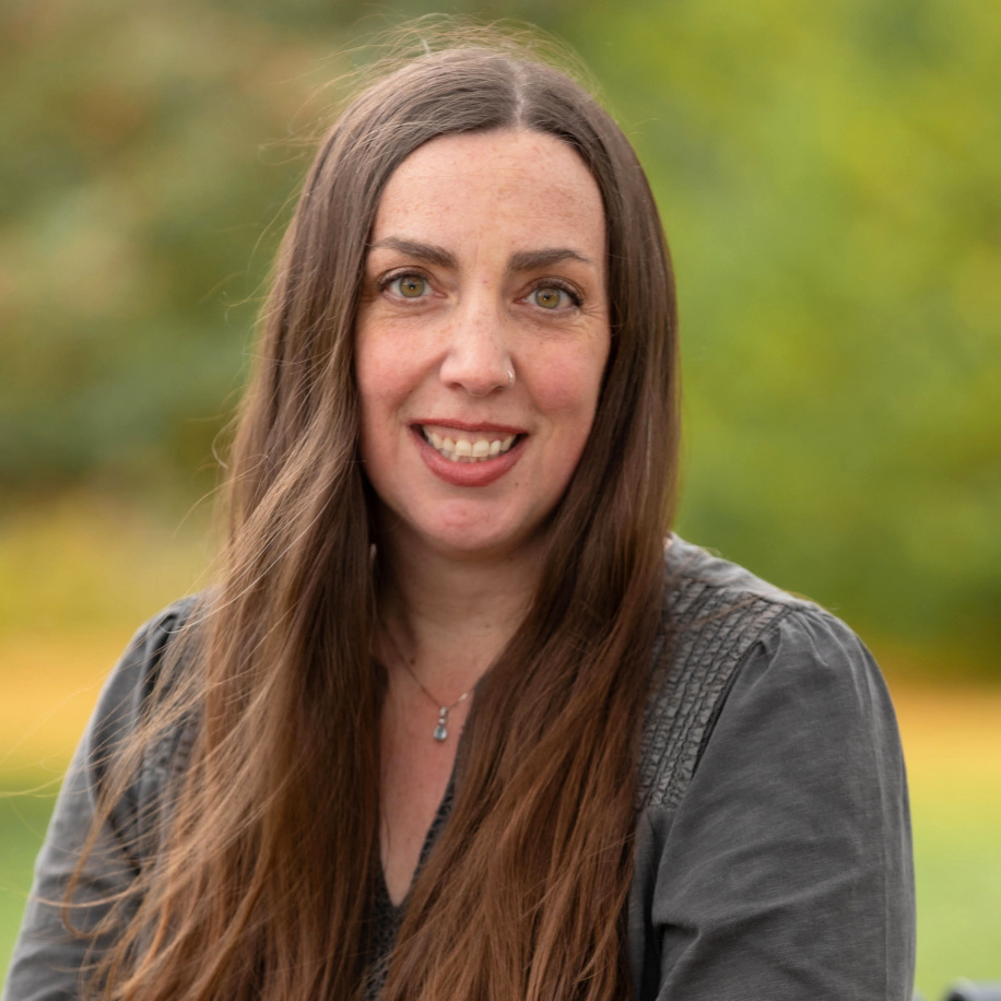 Meredith Anderson from STEM Activities for Kids and Momgineer